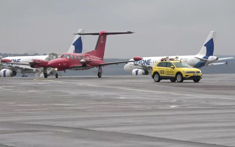 Primele doze de vaccinuri împotriva Covid19 au ajuns în Moldova din România. În acest moment sunt preluate de colegii de la SMURD Moldova