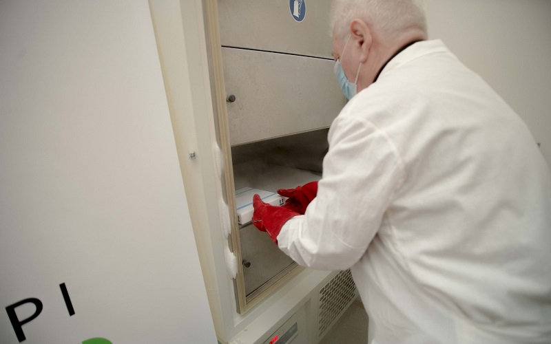 De mâine începe procesul de imunizare cu vaccinul Pfizer/BioNTech. Peste 12 mii de doze de vaccin au fost distribuite Centrelor de Sănătate Publică