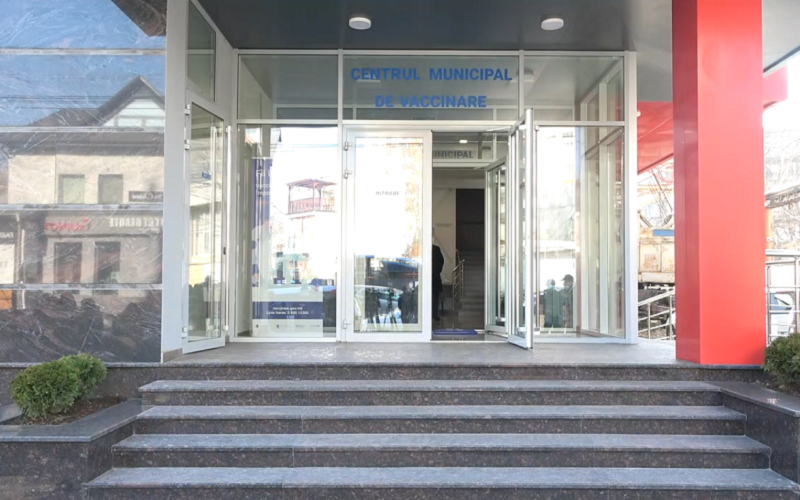Astăzi a fost deschis primul Centru municipal de vaccinare