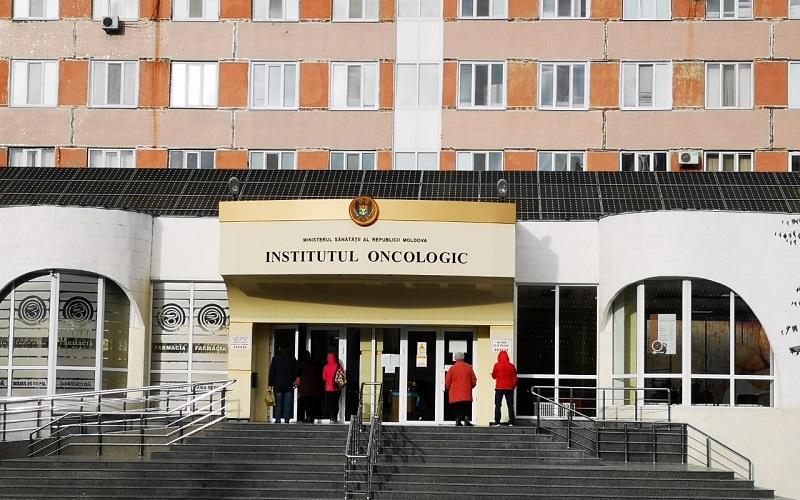 La Institutul Oncologic nu s-au vândut vaccinuri împotriva Covid19. Cine, totuși, s-a vaccinat din afara instituției