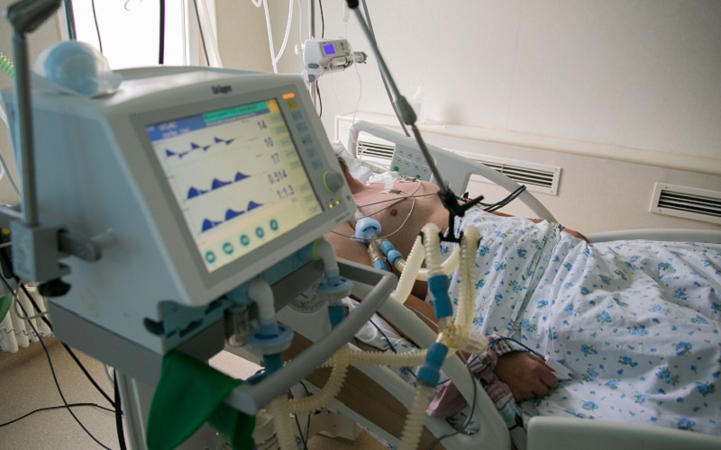 Decese printre moldoveni, în cifre. Cu cât a crescut numărul morților în anul pandemic 2020 și câți dintre ei au murit acasă