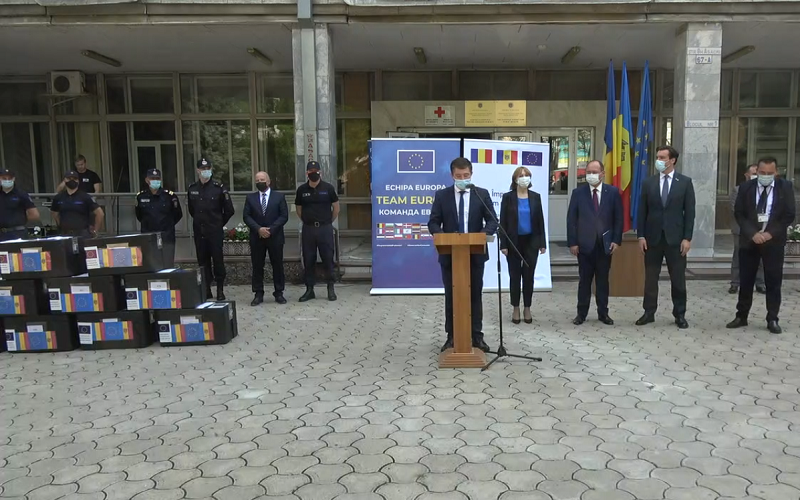 Peste 100 de mii de doze de Pfizer, donate de România, au ajuns la Chișinău