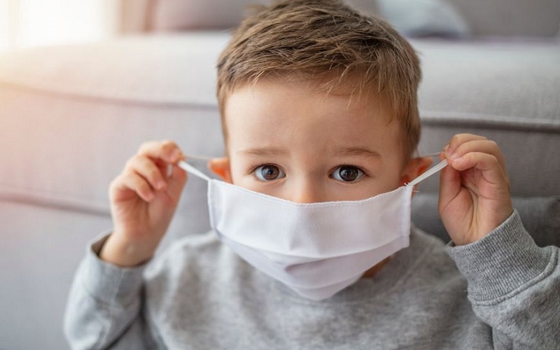 Cum putem preveni răspândirea SARS-CoV-2 la copii?