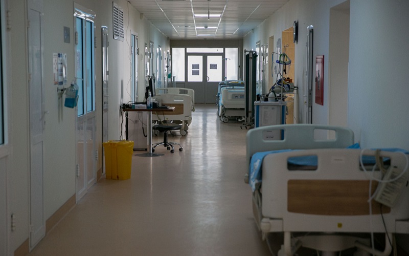 Autoritățile municipale insistă că în spitale lipsesc medicamentele, echipamentele medicale și sursele de oxigen