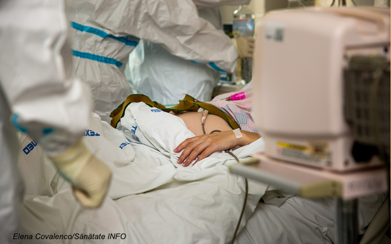 EMA: vaccinurile ARNm nu provoacă complicații ale sarcinii la viitoarele mame și nici bebelușilor acestora