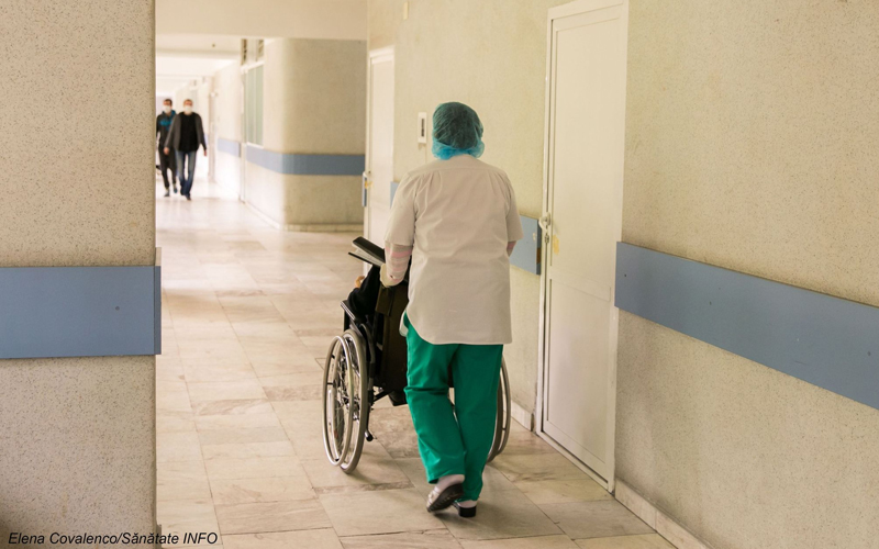 De la 900 la 5.500 de lei. Cât îi costă pe oameni internarea într-un spital din Republica Moldova