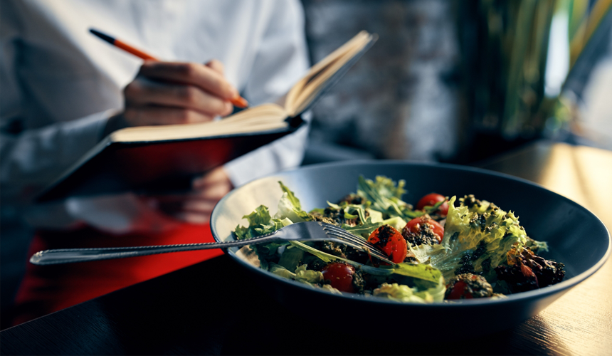 VIDEO// Dileme alimentare- trebuie sau nu aruncată prima apă în care fierbem carnea?