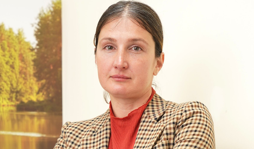 O femeie risca să moară după ce a încercat să trateze cancerul cu sucuri. „Leacul” îl găsise pe internet