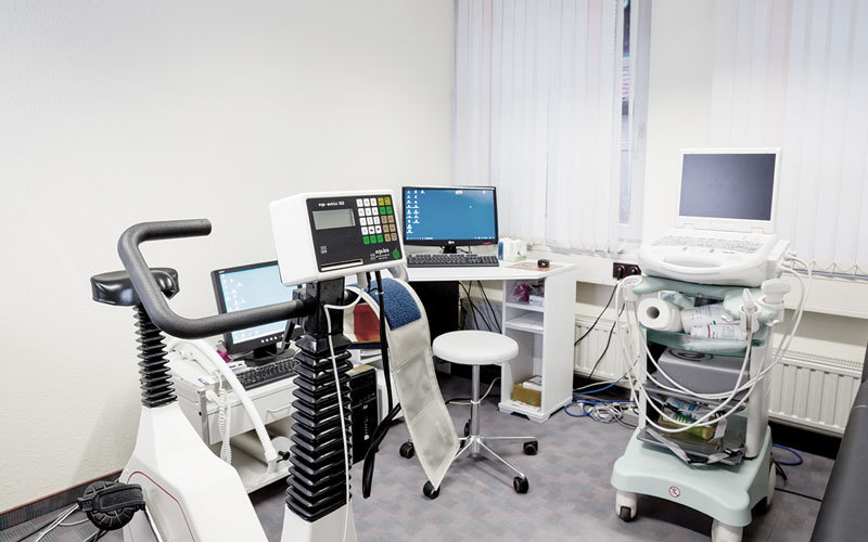 Bonusuri electorale? Ministerul Sănătății propune micșorarea amenzilor pentru importatorii de medicamente și dispozitive, care nu onorează contractele