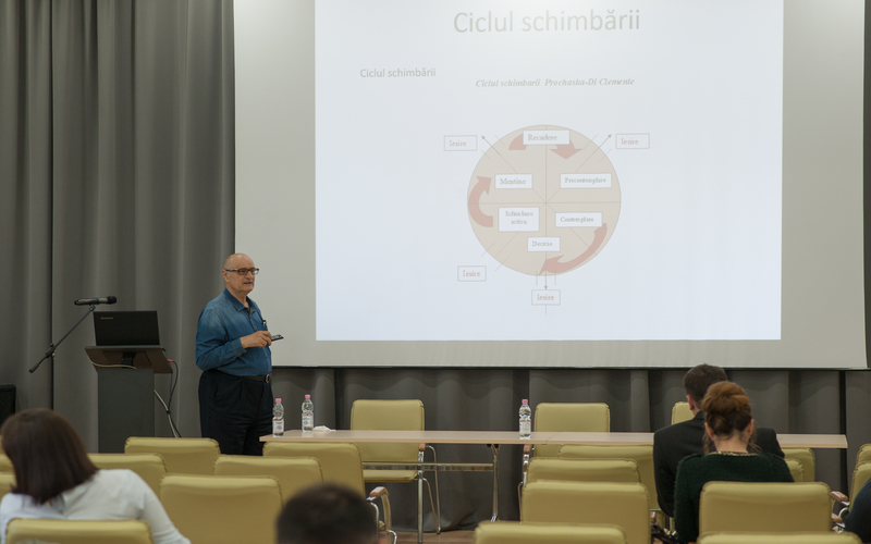 Psihoterapeut: „Alcoolismul nu poate fi tratat de un singur om”