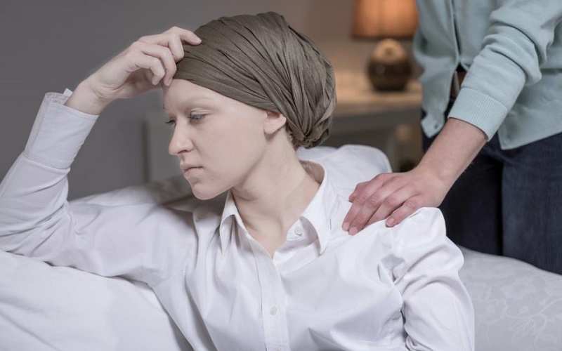 Studiu: Multe femei cu cancer la sân nu au nevoie de chimioterapie