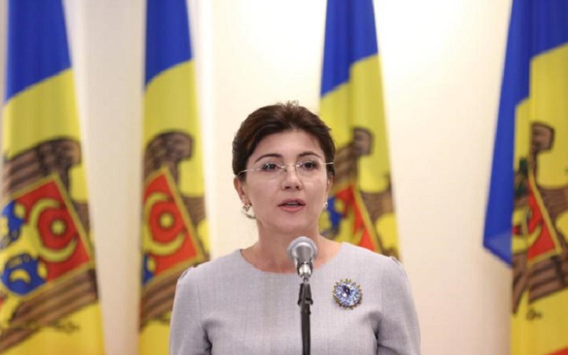 Silvia Radu tocmai a lăsat în mâinile privaților pentru 25 de ani serviciul de dializă și pentru 45 de ani - cel de radiologie, cu un „cadou” de exclusivitate