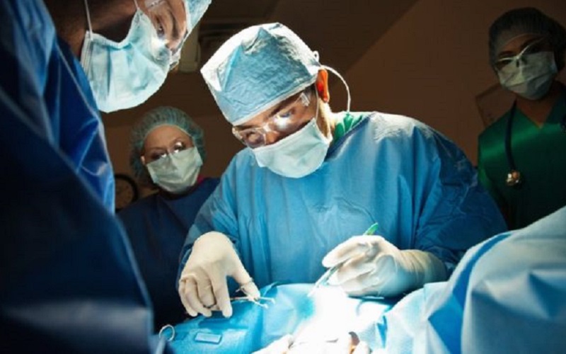 Copiii nenăscuți vor putea fi operați fiind încă în uter, iar procedura va fi finanțată de stat în Anglia, din 2019