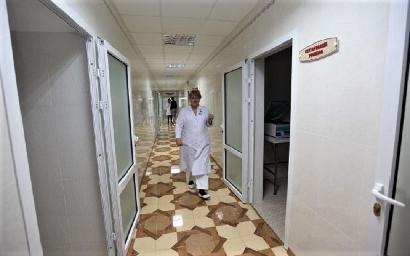 Justiție de Moldova: o tânără a murit la spital după ce i-a fost lezată vena subclavie. Judecătorii au decis că 3 mii de euro sunt de-ajuns pentru greșeala ce a dus la moartea ei