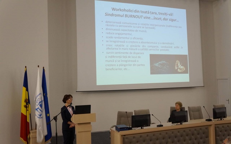 Medicii din Moldova și România s-au întâlnit să discute deschis despre arderea profesională. Cum pot fi ajutați medicii la capăt de puteri