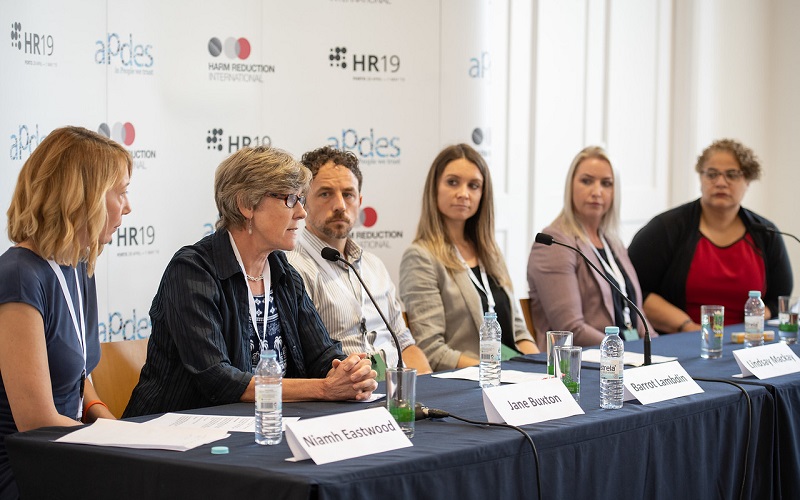 Premieră: primul studiu realizat la unitățile de injectare asistată arată că serviciile de supraveghere a consumului de opioide reduc esențial decesele de supradoze