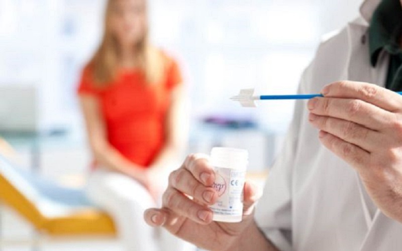 Un test de urină ar putea înlocui testul de frotiu pentru detectarea HPV