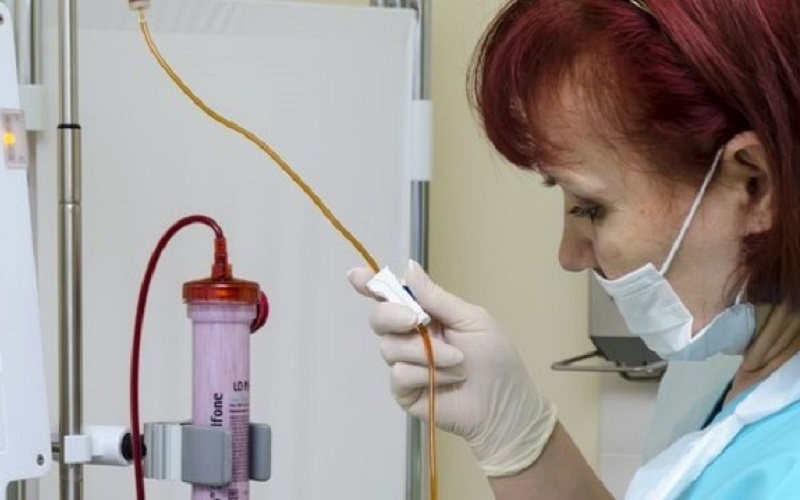 Un copil este internat, în stare extrem de gravă, cu diagnosticul de rabie. ANSP: Vaccinul antirabic este în stoc