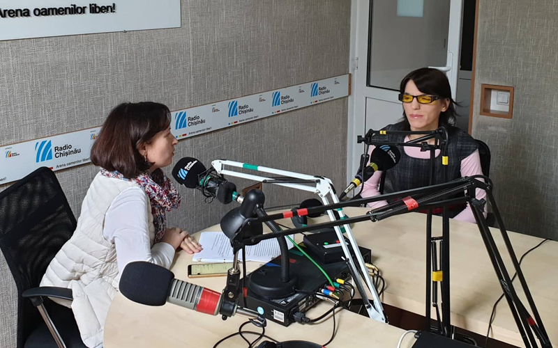 AUDIO//Viața cu diabet. „Insulina este ca adrenalina. Porți în buzunar o bombă și dacă nu știi să te comporți cu ea, riști să o faci să explodeze”