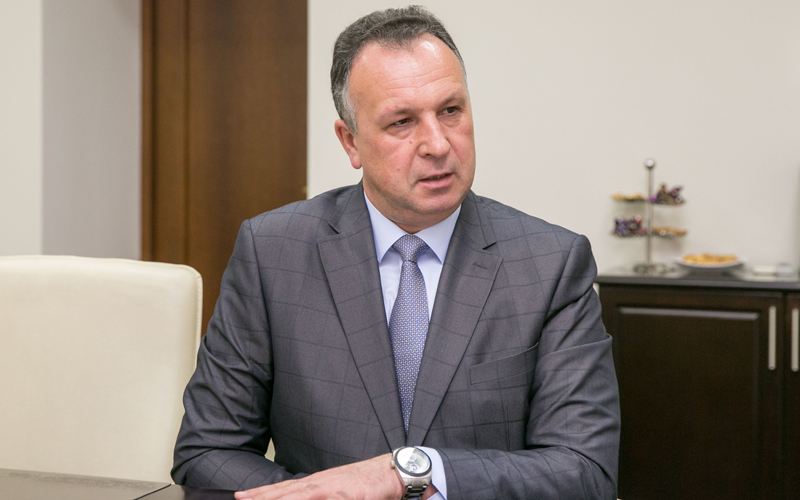 Emil Ceban, rectorul USMF „NicolaeTestemițanu”: „Vom face mai puține alei, havuzuri, reparații luxoase și vom direcționa banii pentru instruire și știință”