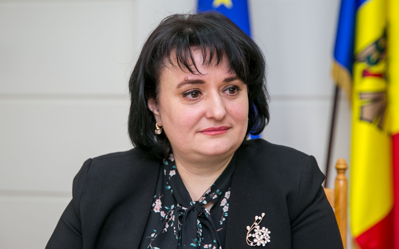 Viorica Dumbrăveanu, ministru al Sănătății, Muncii și Protecției Sociale: „Contează ce va rămâne după mine și mai contează să nu-mi fie rușine de activitatea pe care o voi realiza”