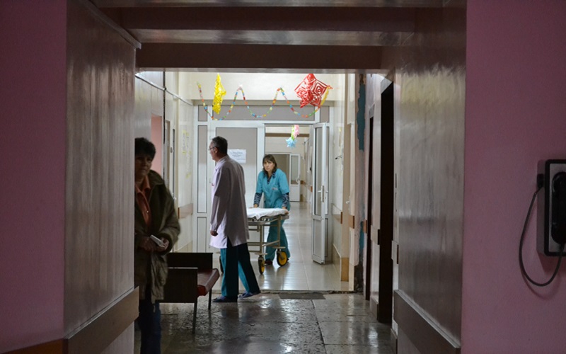 Guvernul a decis. Salariile medicilor, asistenților medicali și directorilor cresc cu 10% din luna aprilie