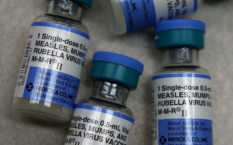 „De astăzi putem vorbi despre o obligativitate a vaccinării”. Legea vaccinării este cu un pas mai aproape de a deveni realitate în România