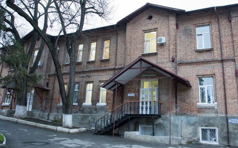 S-a tratat primul pacient infectat cu COVID-19