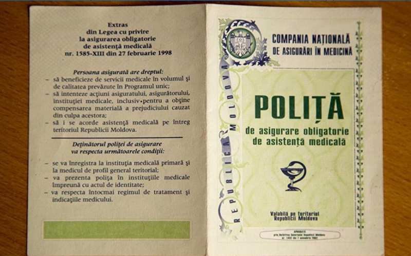 De astăzi, toți moldovenii neasigurați medical, care intră în țară, sunt obligați să-și cumpere poliță. Reducerile au fost posibile până ieri
