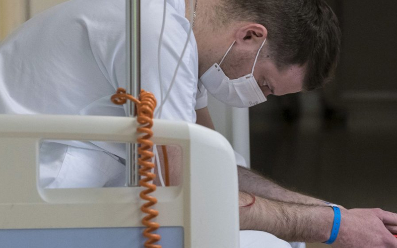 Lucrători medicali din SUA, amenințați cu concedierea sau dosare penale, dacă vorbesc public despre condiții și lipsurile cu care se confruntă în pandemia de COVID-19