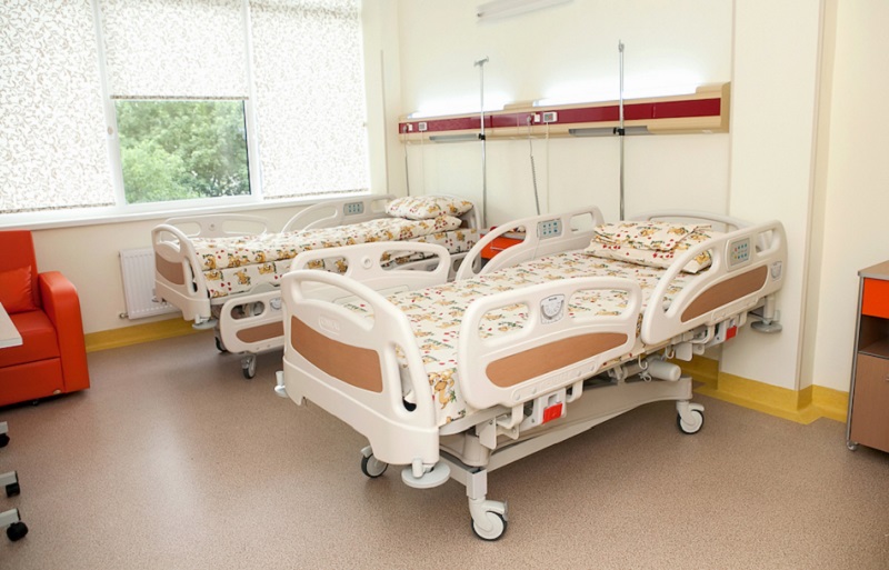 10 instituții medicale private din Moldova, care împart un buget de 20 de millioane de euro din asigurările medicale, nu sunt transparente și nu publică contractele cu CNAM