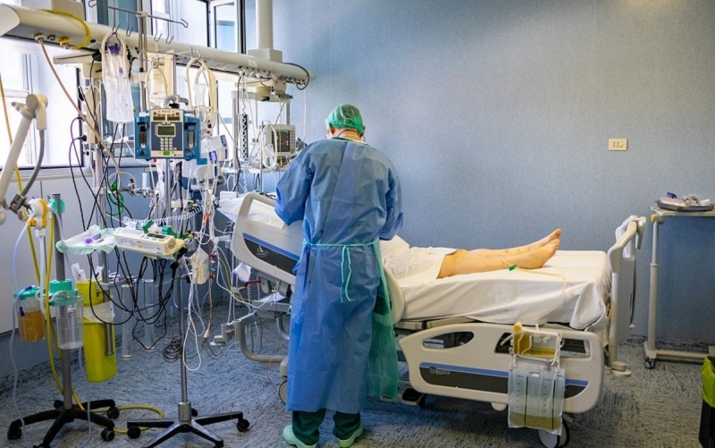 Efectul Covid-19: în acest an au murit cu 160.000 de oameni mai mult, comparativ cu aceeași perioadă din ultimii patru ani. În unele state decesele au crescut excepțional de mult