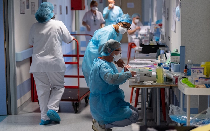 Franța instituie a doua oară lockdown la nivel național