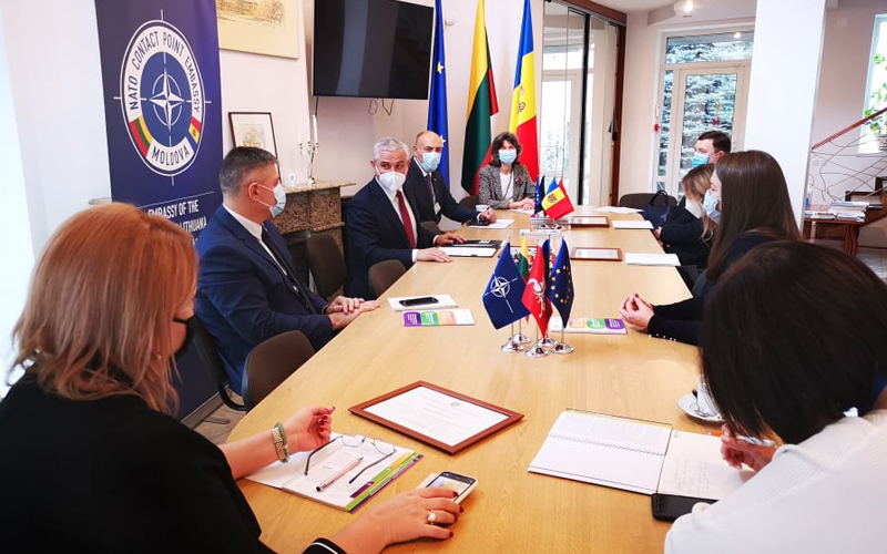 Ce modele de dezvoltare a asistenței medicale primare în Moldova pot fi aplicate la sate și cum pot fi atrase resurse financiare în acest sens