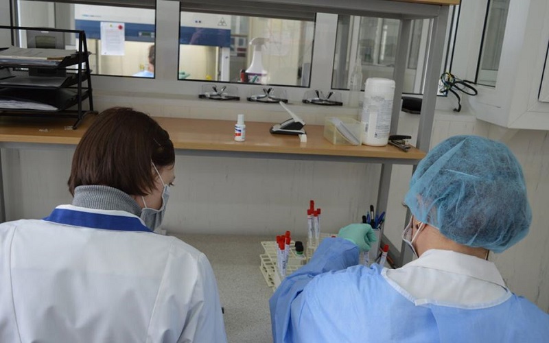 17 persoane au decedat, iar 258 s-au infectat cu SARS-CoV-2. Aproape 4 mii de persoane se tratează acasă