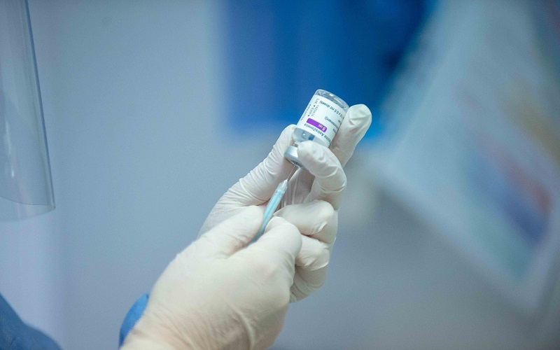 Se vor putea sau nu vaccina moldovenii împotriva Covid19 și la privați?