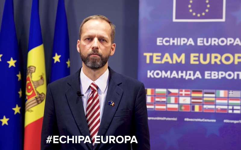 Ambasadorul Uniunii Europene în Republica Moldova și Ambasadorii Statelor Membre ale UE îndeamnă oamenii să se vaccineze împotriva COVID-19 și să respecte măsurile de sănătate publică