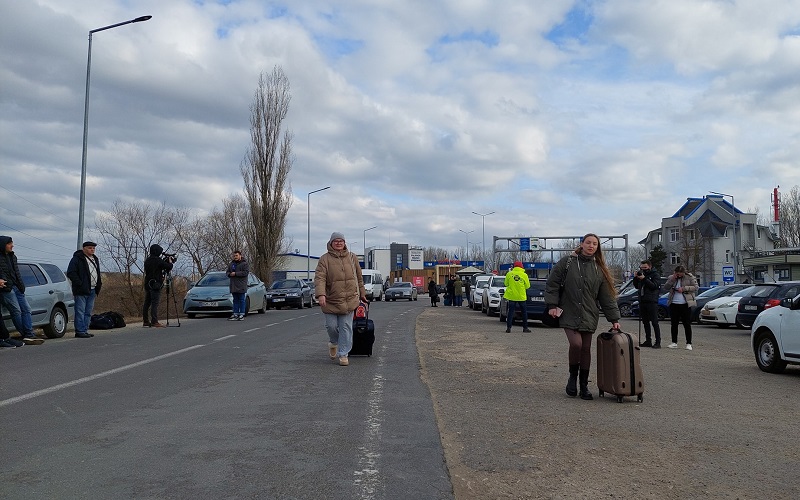 E război la vecini, iar Ministerul Sănătății vrea solicitare cu antet. Cât de pregătit este sistemul medical să facă față unui conflict la graniță, pe fondul pandemiei COVID
