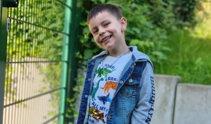 Un copil din raionul Edineț se află în comă, după ce a căzut de la înălțime. De ce spitalul raional nu-l poate salva
