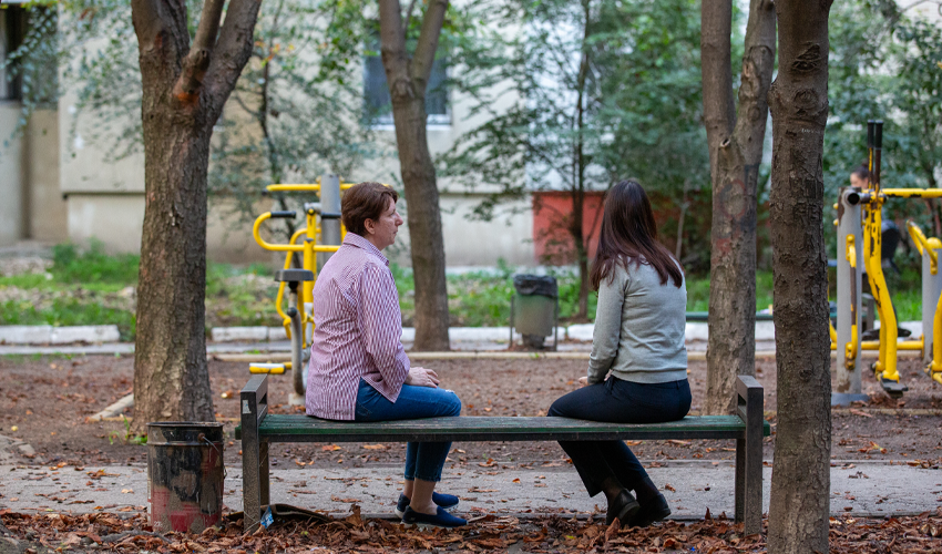 O discuție sinceră cu părinții au ajutat-o să renunțe la țigările electronice. Povestea unei adolescente din Capitală