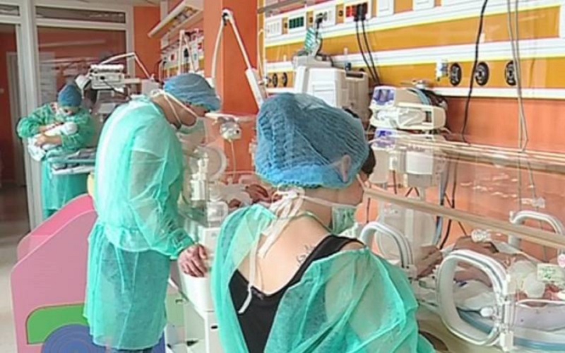 1 MILION de dolari despăgubiri pentru greșeli medicale. Ginecologii atenționează că forțarea femeilor să nască natural ar putea declanșa un „tsunami” al reclamațiilor privind malpraxisul