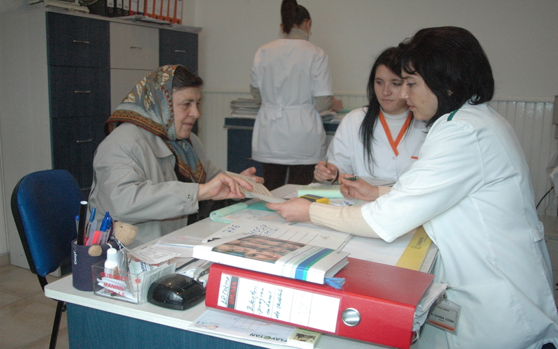 Medicii de familie ar putea avea de îndeplinit 6 indicatori, în  loc de 19. Cum vor lucra aceștia mai departe