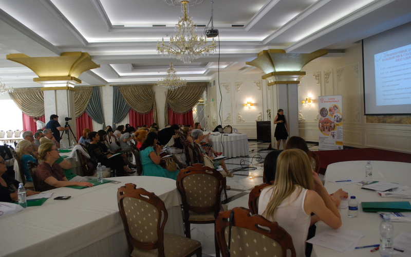 Oftalmologi din Moldova, instruiți de unul dintre cei mai renumiți medici austrieci în domeniu, în cadrul proiectului „Seminare Medicale Internaționale – Open Medical Institute”