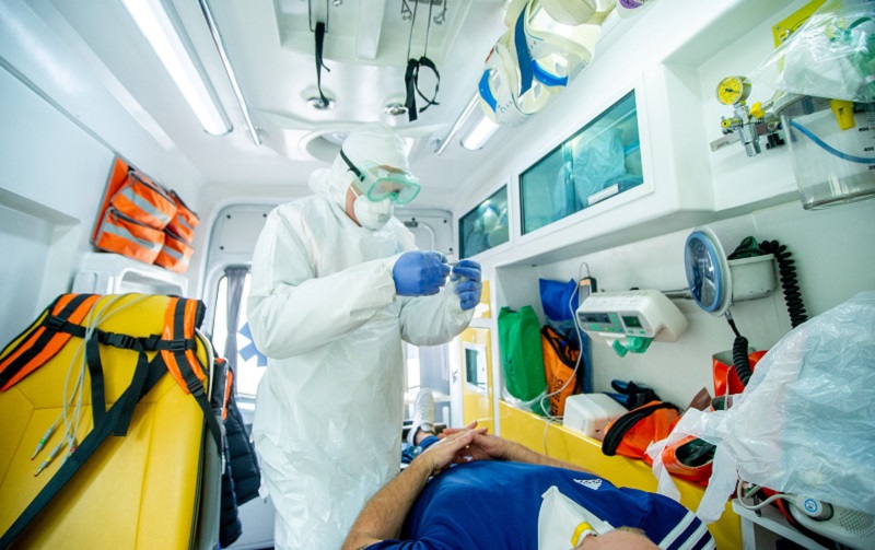 Moldova a avut un răspuns lent și fragmentat la pandemia Covid-19, pe o bază tehnologică învechită și lipsă de oameni. Cum să ne gestionăm banii, sistemul și oamenii pentru al doilea val pandemic