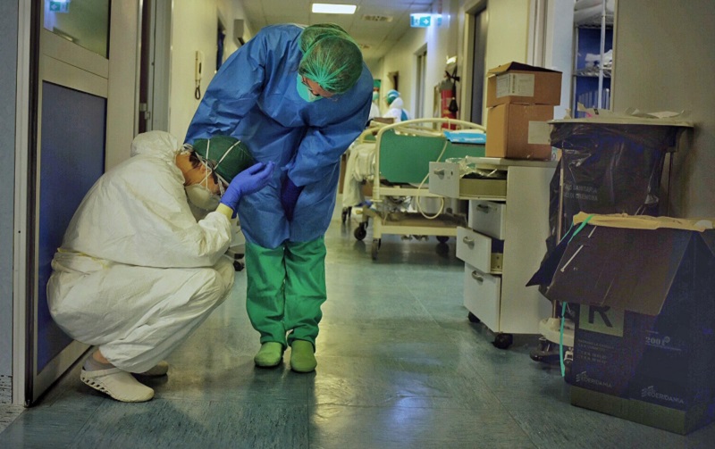 6 recomandări practice și etice pentru alocarea echitabilă a resurselor în Covid-19