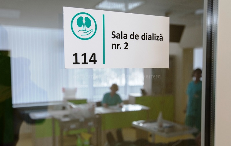 Guvernul a scăzut tarifele „îngroșate” pentru dializă, operate de Silvia Radu. O singură ședință de dializă va costa cu 400 de lei mai puțin. Tariful pentru testul PAP a scăzut în jumătate
