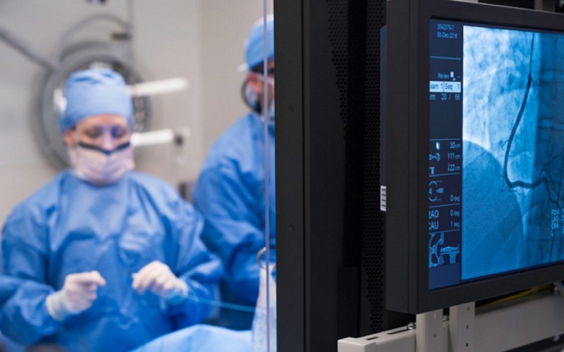 Un oraș întreg moare anual în Moldova de boli cardiovasculare. Dar operații se fac puține, iar pandemia a limitat accesul pacienților în sălile de operații