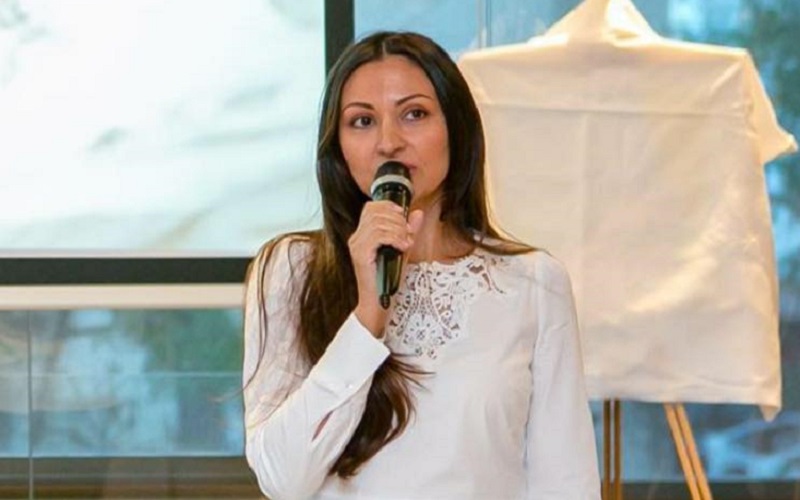 Aza Onică: „Viața unui copil născut prematur depinde de specialiști, dar și de echipamentele medicale care-i țin în viață. Și una și alta la noi sunt deficit”