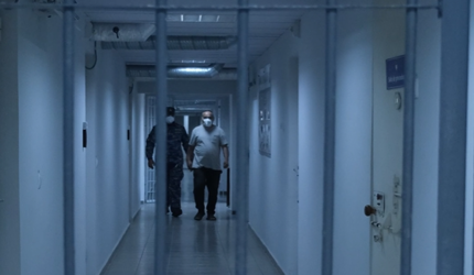 Tuberculoza în penitenciare. Boala „nu apare” în detenție, ci este depistată prin screening activ